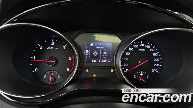 Kia Canival 2016 — photo 8