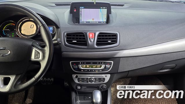 Renault Korea SM3 2018 — photo 20