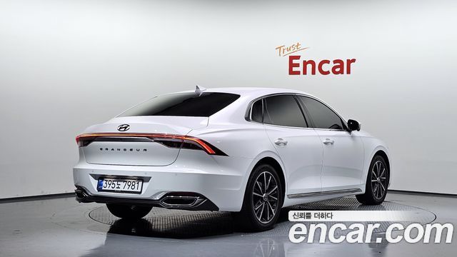 Hyundai Grandeur 2023 — photo 2