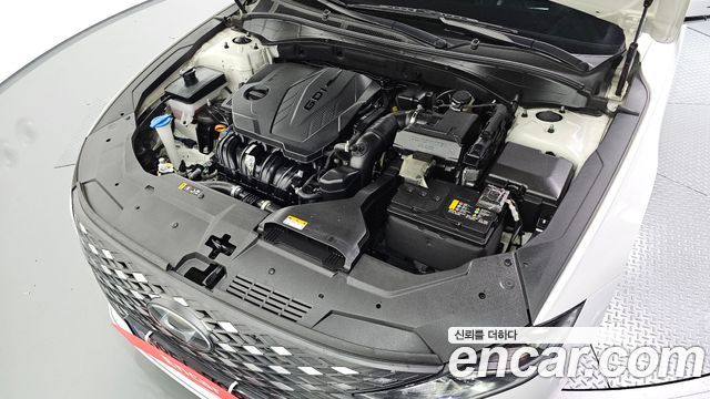 Hyundai Grandeur 2023 — photo 6