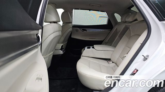 Hyundai Grandeur 2023 — photo 17