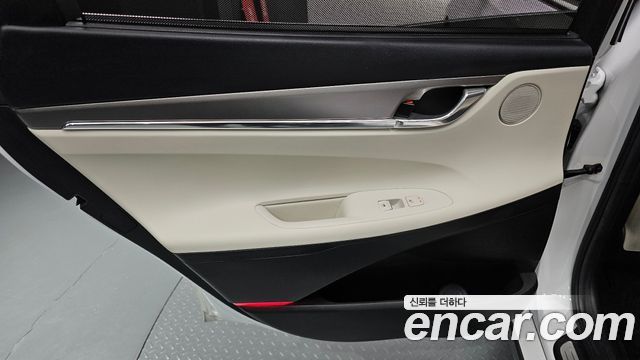 Hyundai Grandeur 2023 — photo 15
