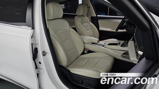 Hyundai Grandeur 2023 — photo 16