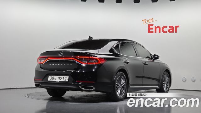 Hyundai Grandeur 2017 — photo 2