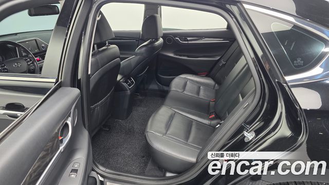 Hyundai Grandeur 2017 — photo 18