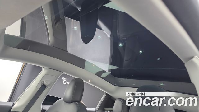Tesla Model Y 2022 — photo 20