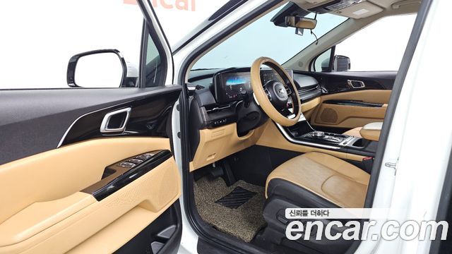 Kia Canival 2021 — photo 13