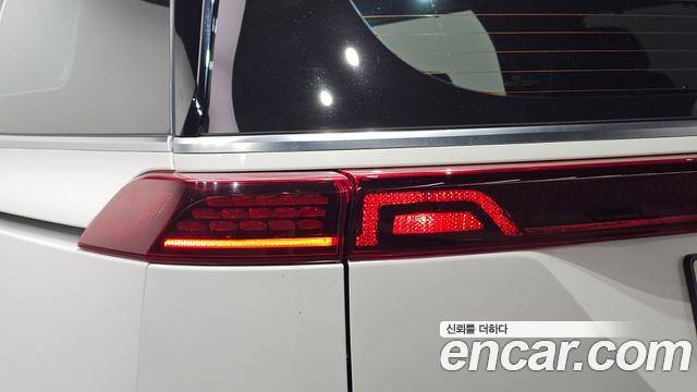 Kia Canival 2021 — photo 9