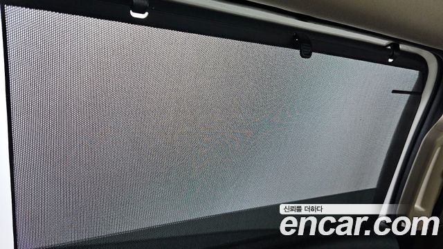 Kia Canival 2021 — photo 30
