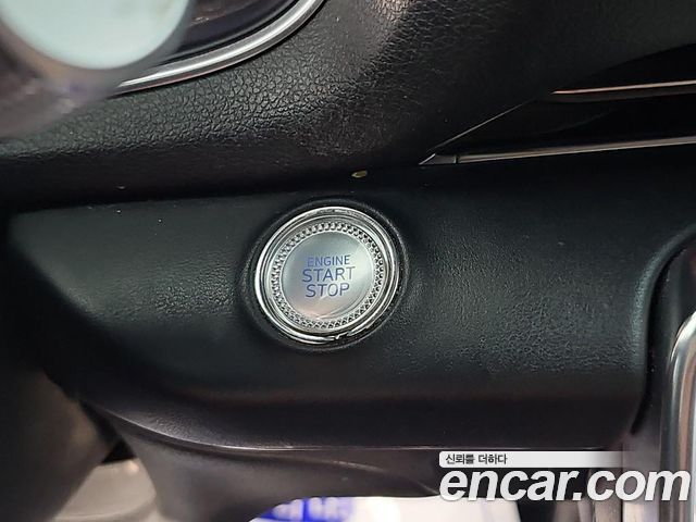 Genesis GV80 2020 — photo 11