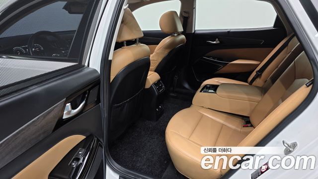 Kia K7 2020 — photo 18