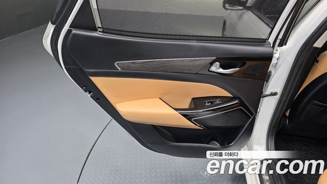 Kia K7 2020 — photo 15