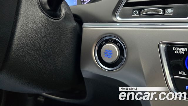 Hyundai Sonata 2017 — photo 27