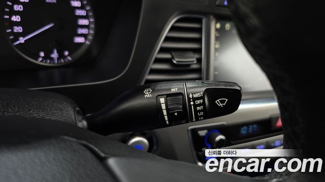 Hyundai Sonata 2017 — photo 28