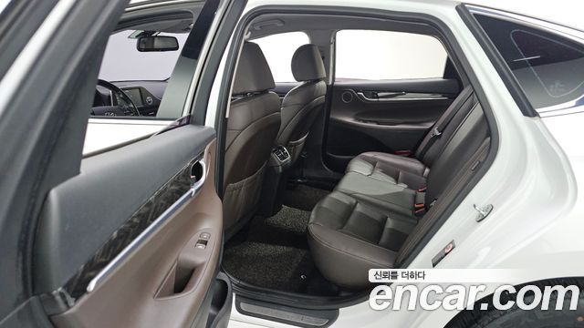 Hyundai Grandeur 2018 — photo 17