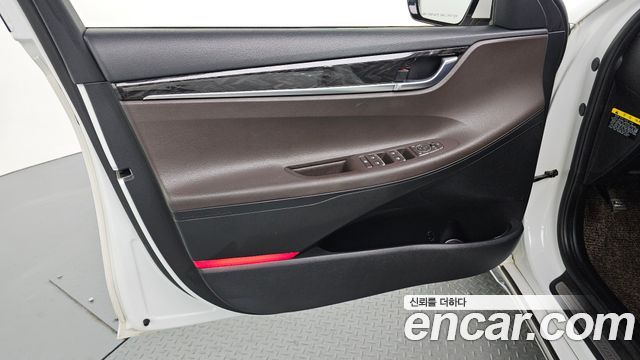 Hyundai Grandeur 2018 — photo 14