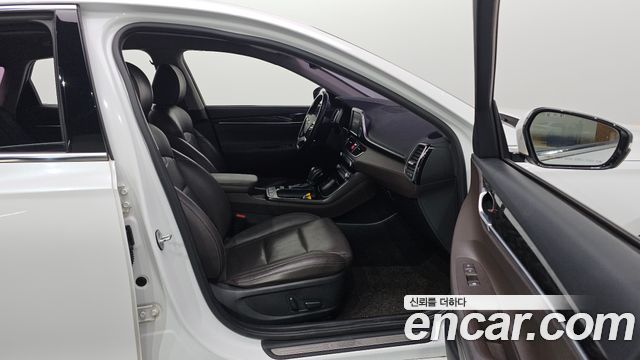 Hyundai Grandeur 2018 — photo 16