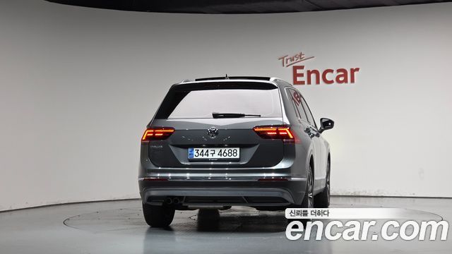 Volkswagen Tiguan 2020 — photo 4