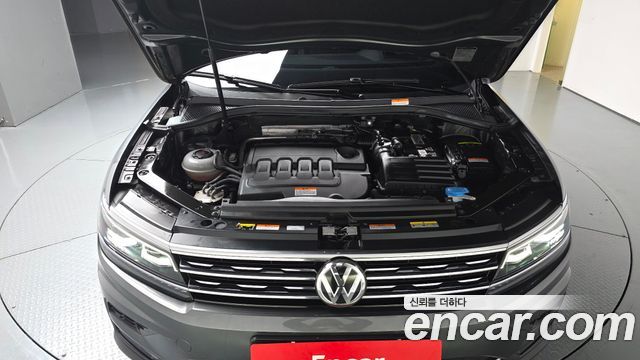 Volkswagen Tiguan 2020 — photo 6