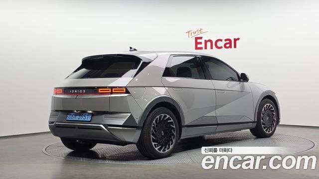 Hyundai Ioniq5 2023 — photo 2