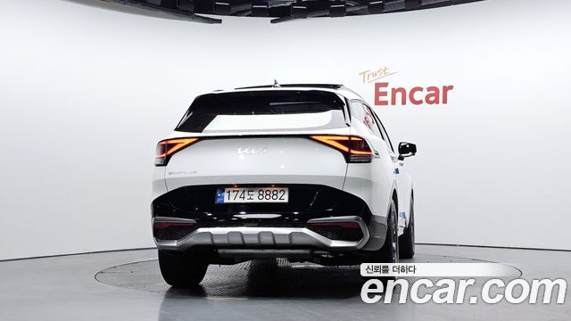 Kia Sportage 2023 — photo 4
