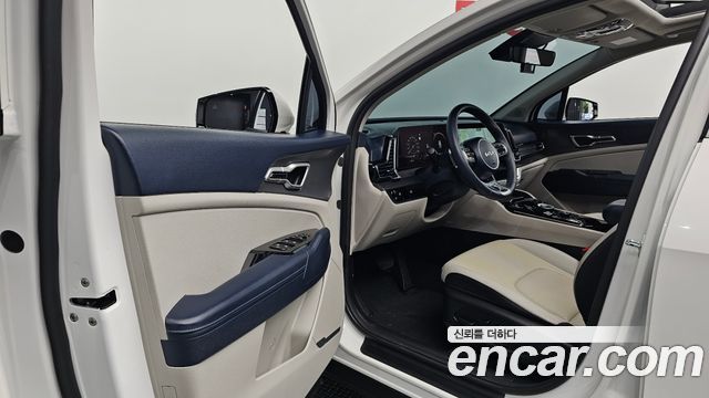 Kia Sportage 2023 — photo 13