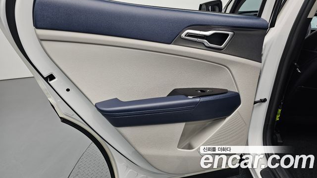Kia Sportage 2023 — photo 15