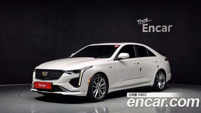 Cadillac CT4 2020 — photo 1