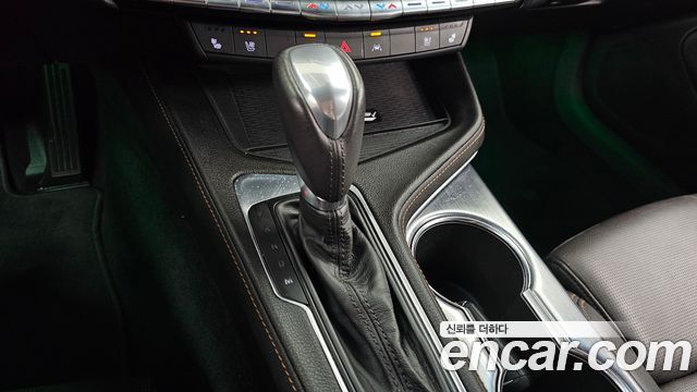 Cadillac CT4 2020 — photo 9