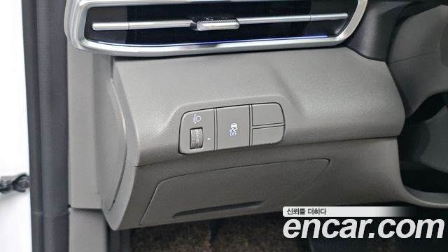 Hyundai AVANTE 2025 — photo 21