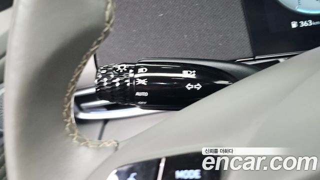 Hyundai AVANTE 2025 — photo 22