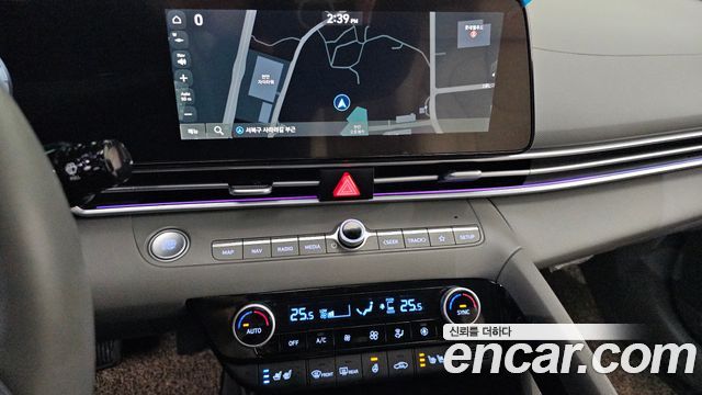 Hyundai AVANTE 2025 — photo 24