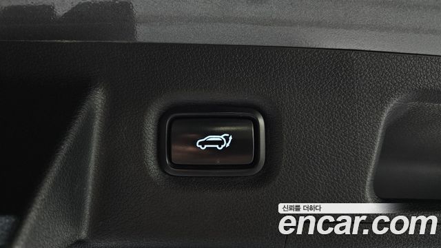 Hyundai Santafe 2019 — photo 25