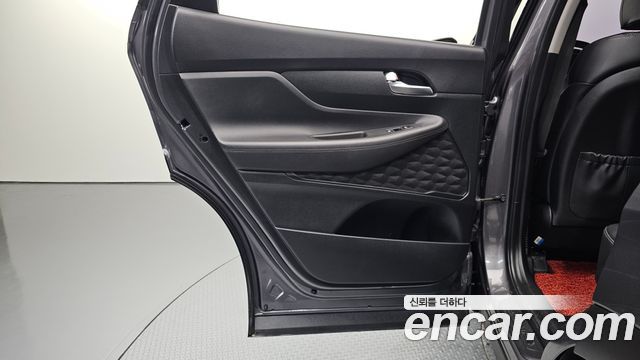 Hyundai Santafe 2019 — photo 15