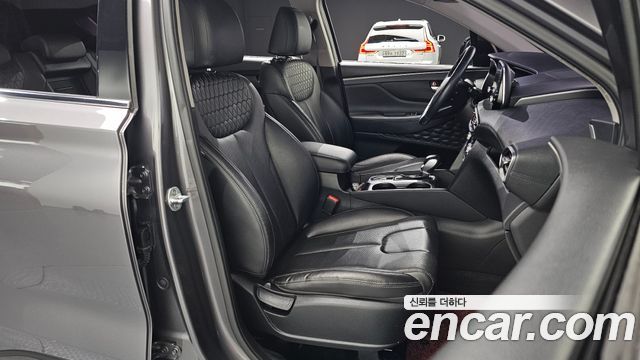 Hyundai Santafe 2019 — photo 16