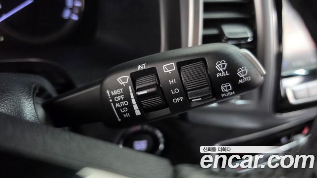 KG Mobility Rexton 2019 — photo 29