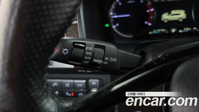 KG Mobility Rexton 2019 — photo 30