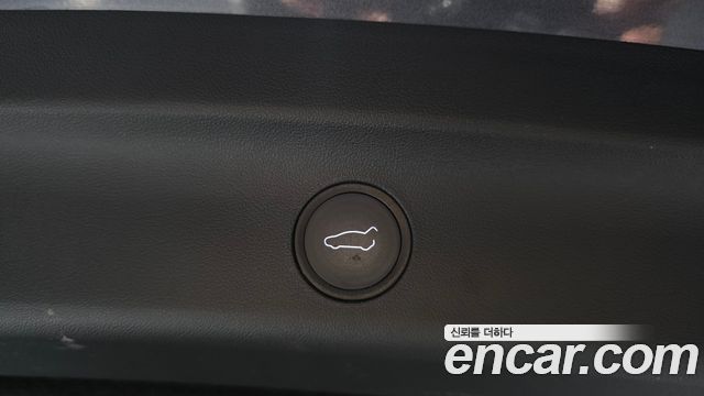 Tesla Model Y 2022 — photo 25