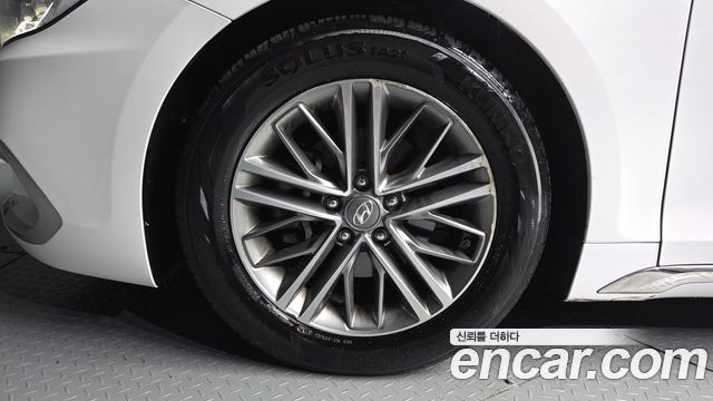Hyundai Grandeur 2018 — photo 5