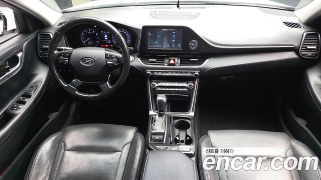 Hyundai Grandeur 2018 — photo 10