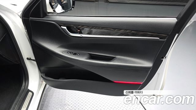 Hyundai Grandeur 2018 — photo 14