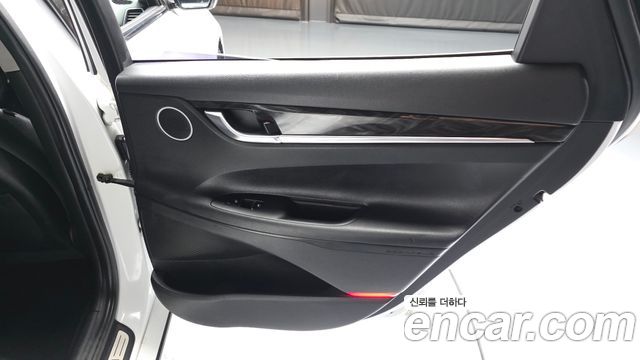 Hyundai Grandeur 2018 — photo 15