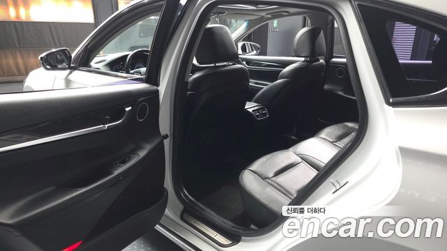 Hyundai Grandeur 2018 — photo 16