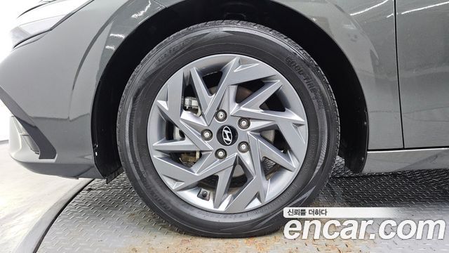 Hyundai AVANTE 2024 — photo 5