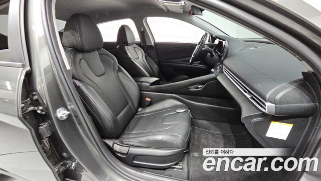 Hyundai AVANTE 2024 — photo 18
