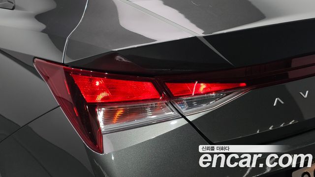 Hyundai AVANTE 2024 — photo 9
