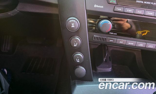 KG Mobility KORANDO 2014 — photo 11