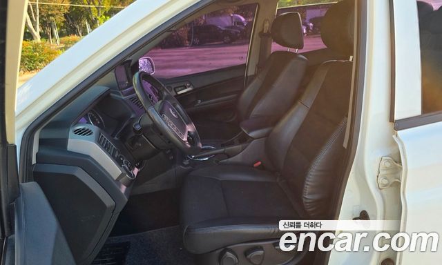 KG Mobility KORANDO 2014 — photo 14