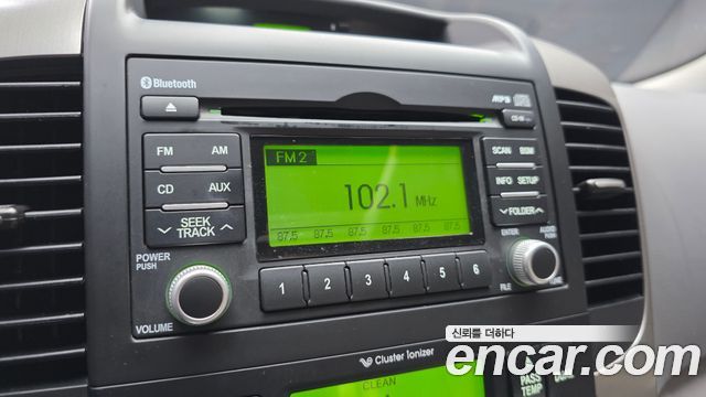 Kia Canival 2014 — photo 21