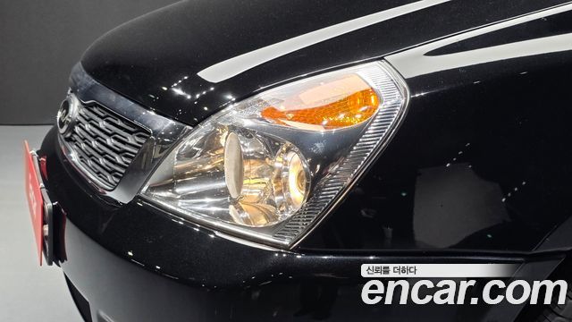 Kia Canival 2014 — photo 8